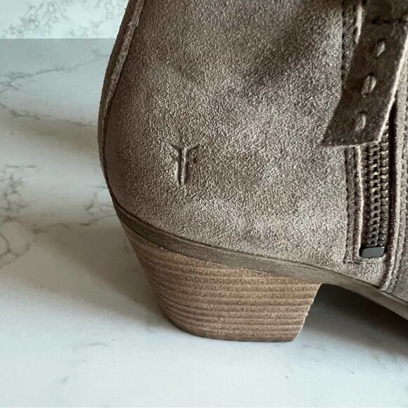 New FRYE Gray Suede Ankle Booties Women's Size 9.5 - Picture 6 of 7
